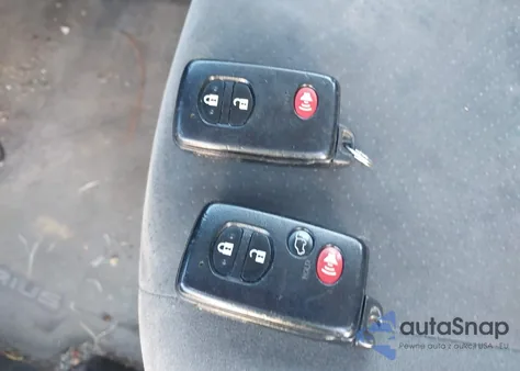 2013 Toyota Prius Two из США, поврежденный, VIN JTDKN3DU0D5559663